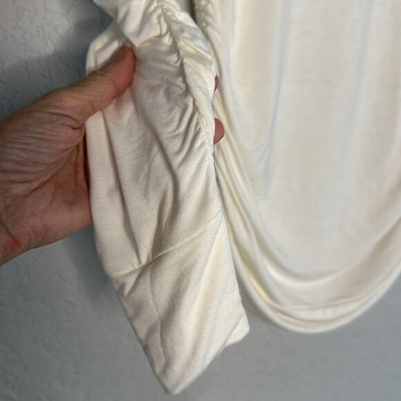 NEW Soft Surroundings Great Shape Turtleneck Ivory Cream Minimalist 26157 Medium - Picture 4 of 7